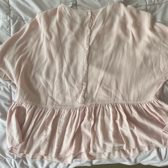 Zara peach peplum blouse - Picture 3 of 3